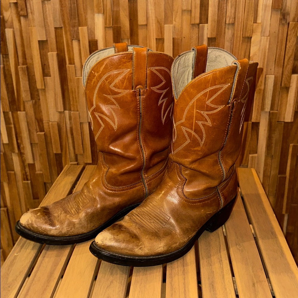 Durango TR762 / “Oiled Peanut” / “Carmel / Brown” style boots
